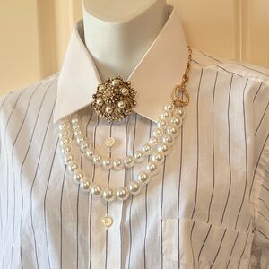 White Striped Button-Up Shirt, mid cut, men’s collar, size L